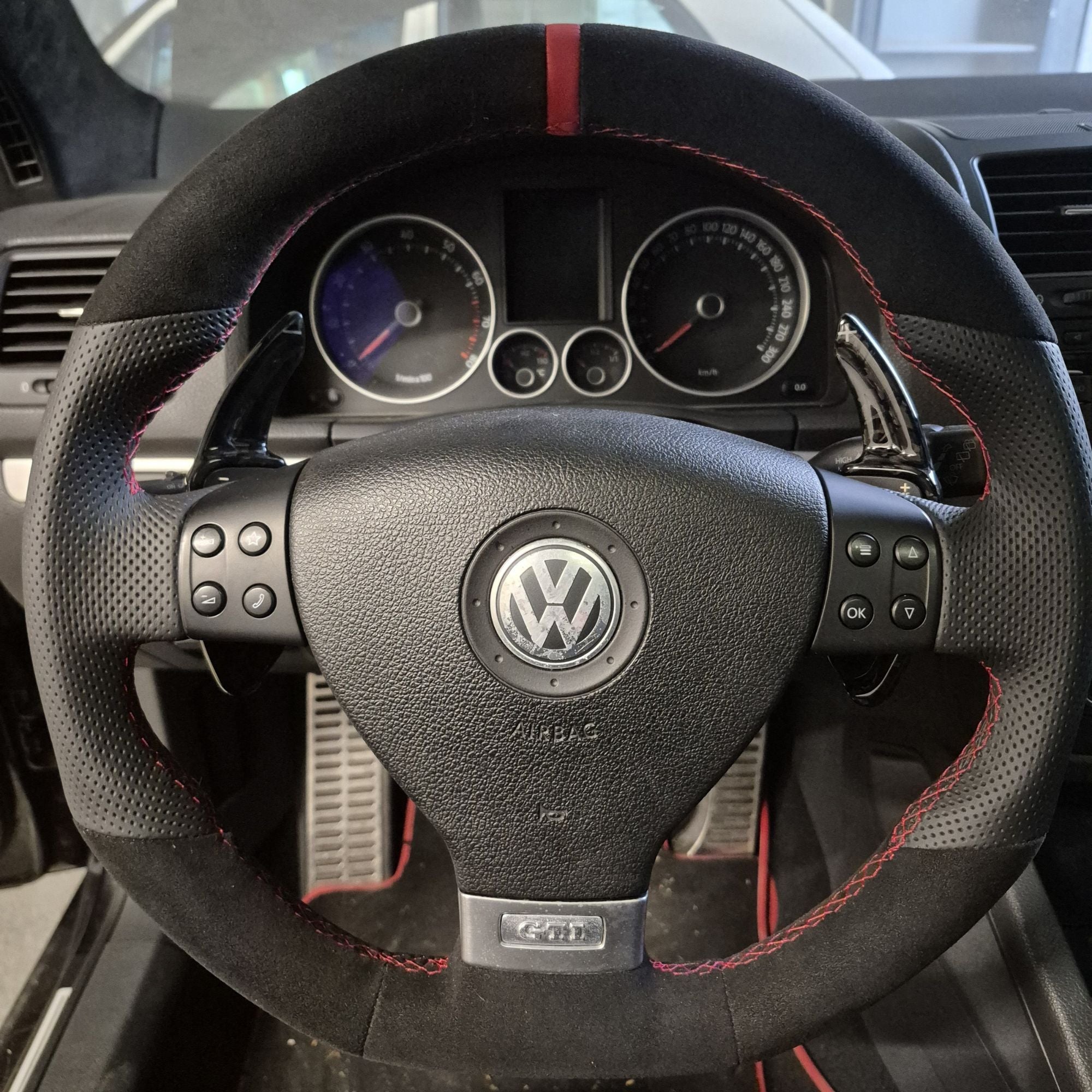Forged Carbon Fibre DSG Paddle Shifters For VW Golf Polo Scirocco (2008-2013)