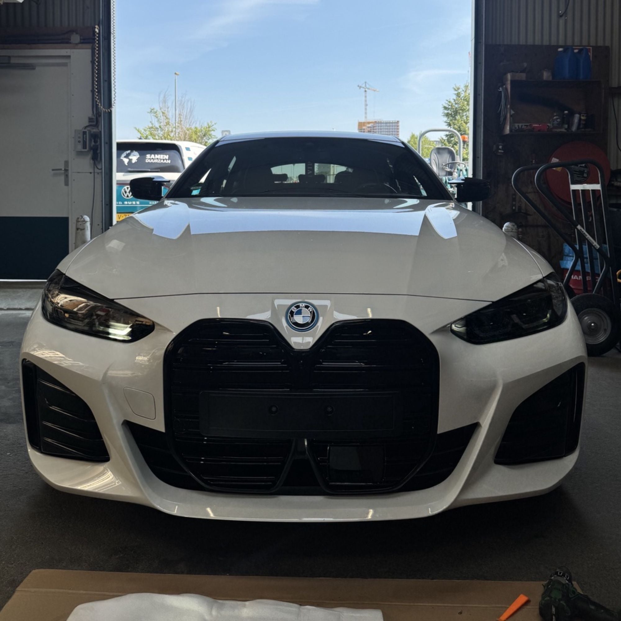 BMW i4 G26 Gloss Black Double Slat Front Grill (2020-2023)