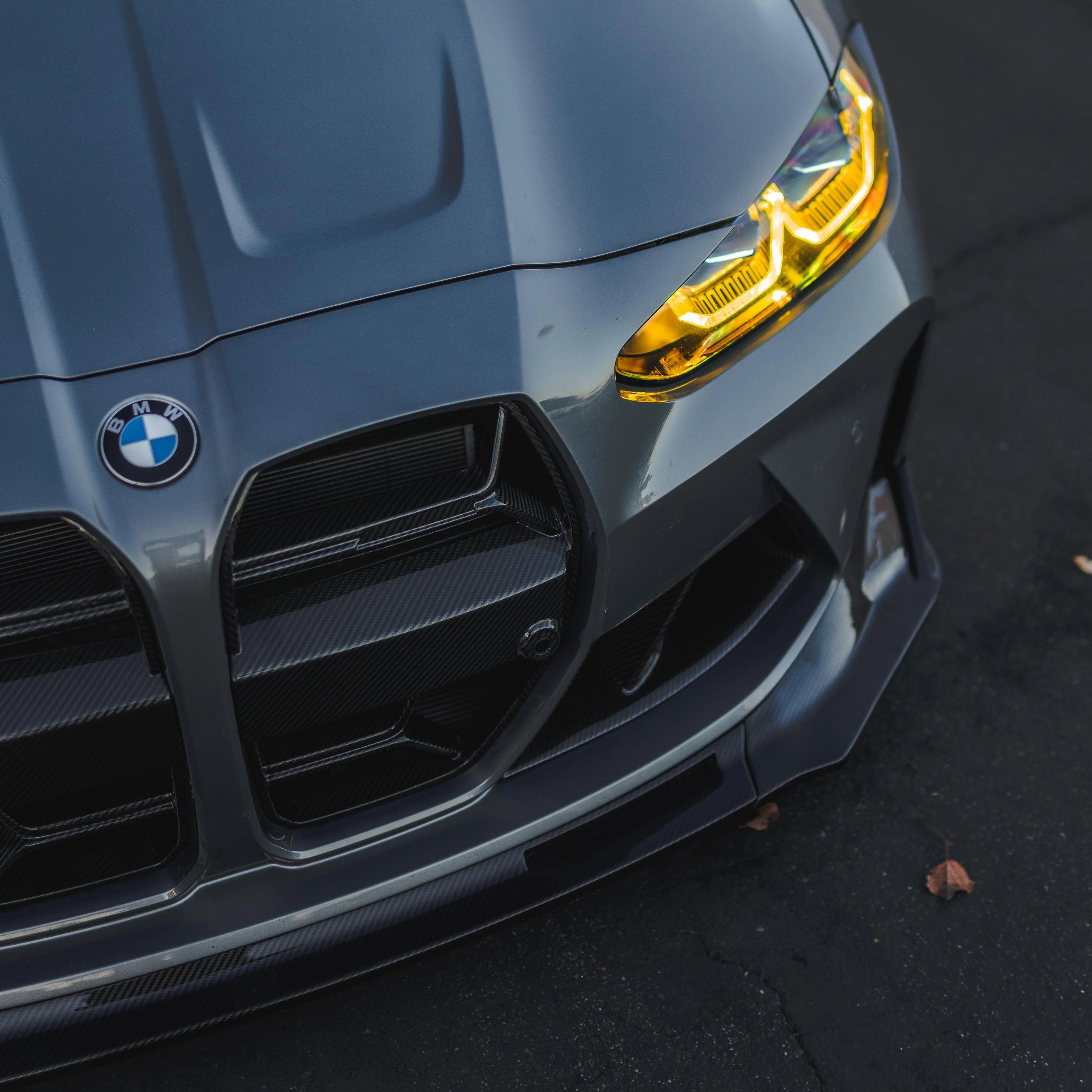 BMW M3 / M4 G80/G81/G82/G83 Csl Pre-Preg Dry Carbon Fibre Front Grill By OPTIC (2021+)